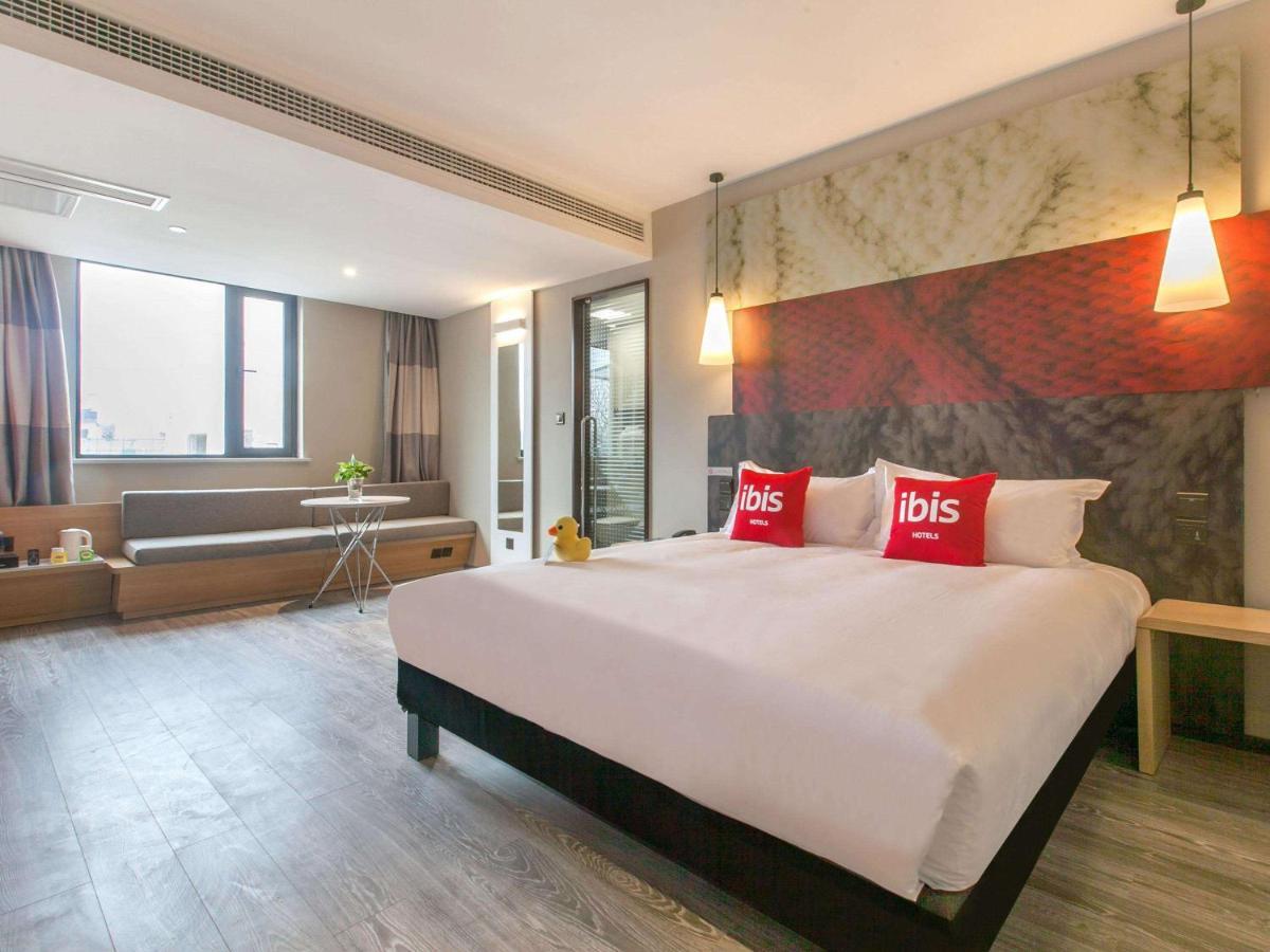 Ibis Wuhan Hubu Alley Hotel Bagian luar foto