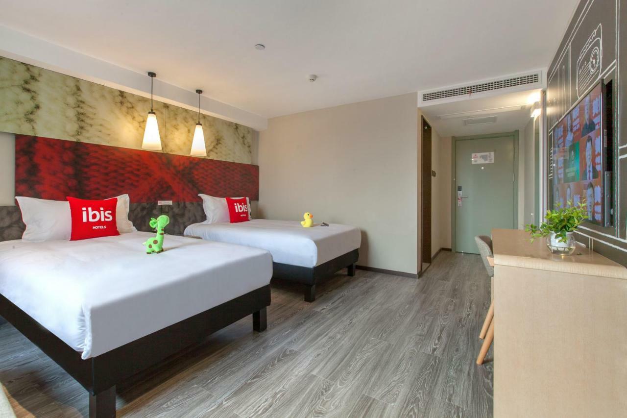 Ibis Wuhan Hubu Alley Hotel Bagian luar foto
